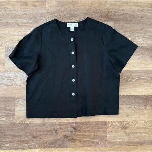 Orvis Women's Black Short Sleeve Button-Down Shirt
